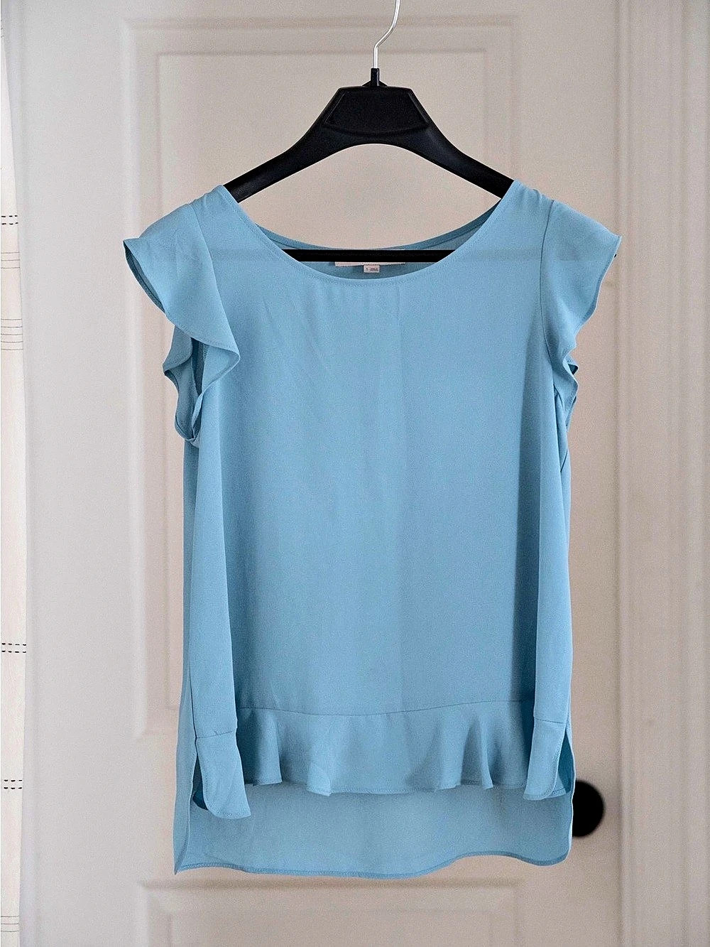 LOFT Ruffle Sleeve Blouse- Blue- Small- Like New